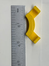 Load image into Gallery viewer, NEW and Improved LST clips - Low-Stress Training Clips - Plant Stem Trainer, Bender - LST Clip, Allow More Light and Air Flow - Made in USA, 30pk -Guaranteed for life- - Muddy River Customs LLC